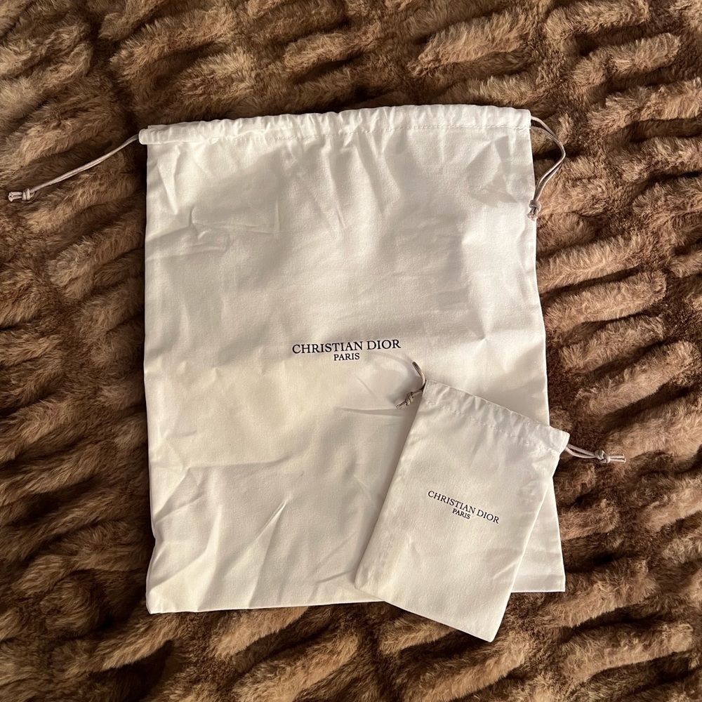 🎉BRAND NEW small & large Dior dustbags